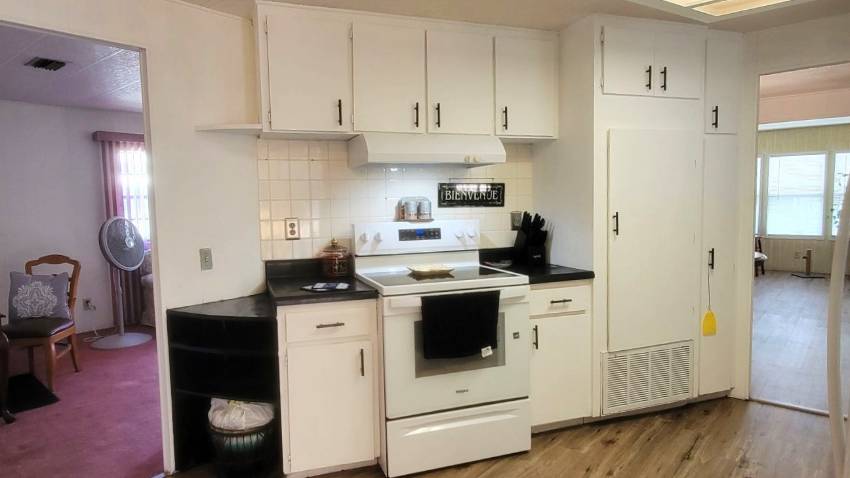 234 Green Haven Rd. W. a Dundee, FL Mobile or Manufactured Home for Sale
